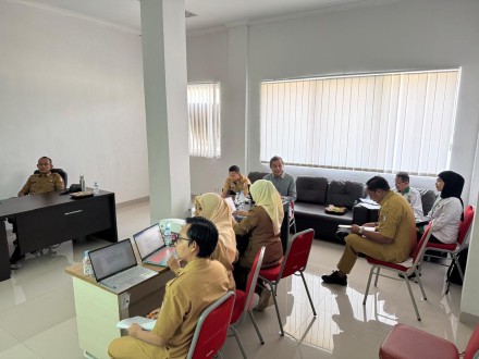 Rapat Pembahasan Draf Rancangan Peraturan Daerah Kabupaten Sigi Tentang Pengelolaan Zakat, Infak dan Sedekah